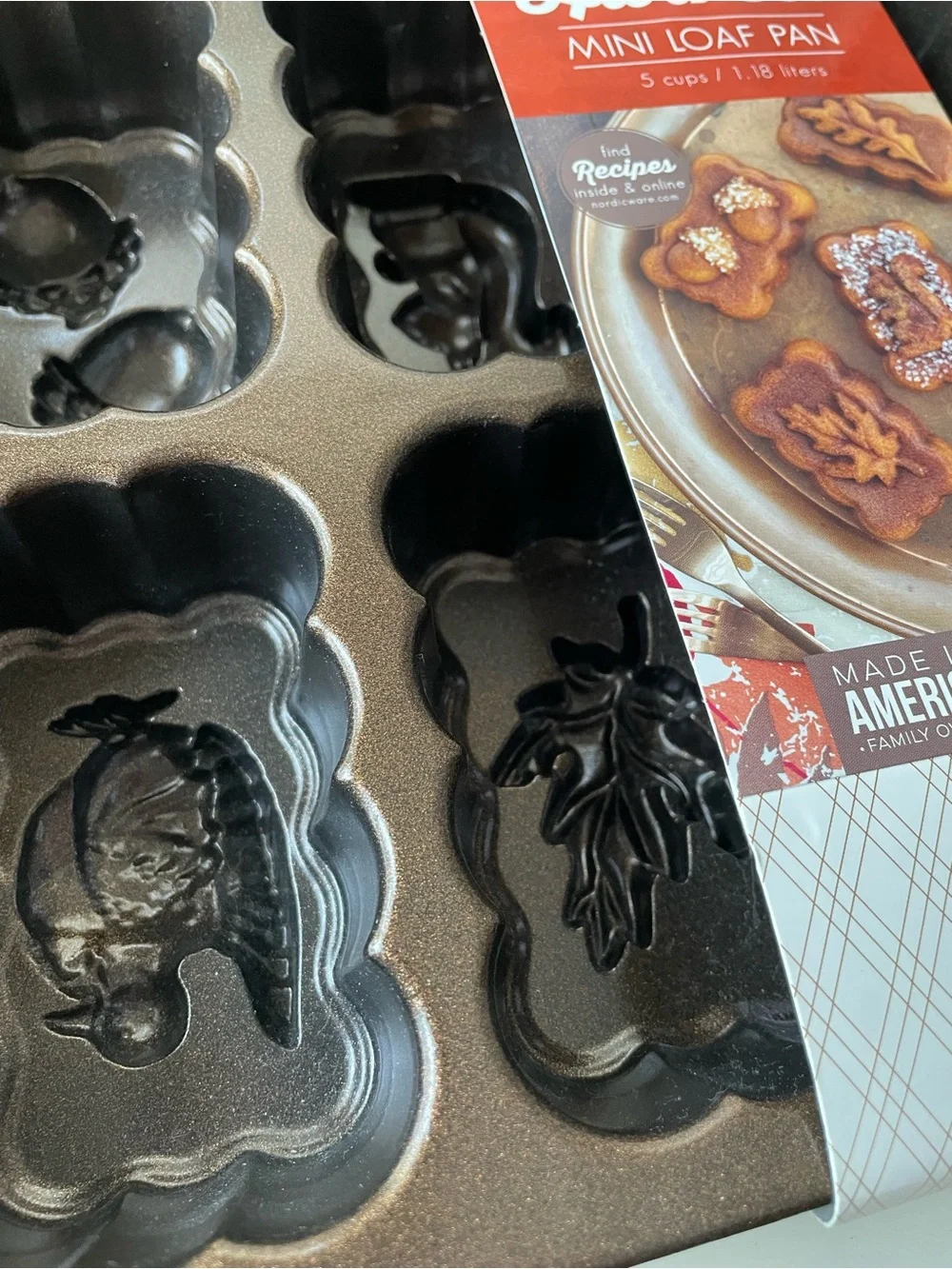 NWT Nordic Ware Harvest mini loaf pan